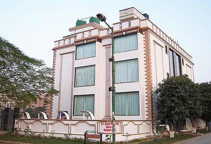 Hotel Maxfort Greenwood City 11