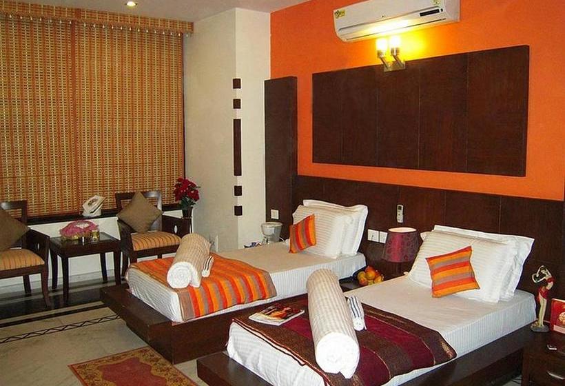 Hotel Maxfort Greenwood City 6