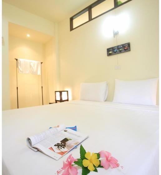 Resort Koh Mook Rubber Tree Bungalows 14