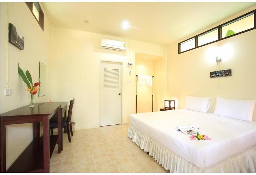 Resort Koh Mook Rubber Tree Bungalows 9