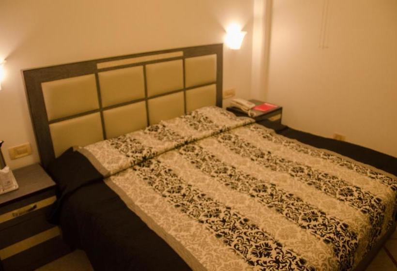 Shilton By Royal Collection Hotels 1