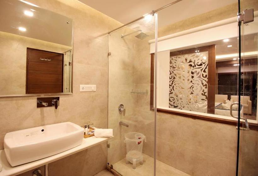 Resort Radha Residency By Royal Collection Hotels 4