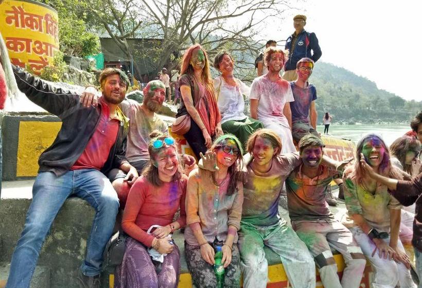 Live Free Hostel Uttar Pradesh