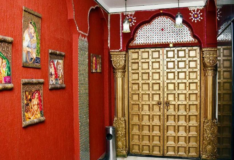 Hotel Ddr Residency 12