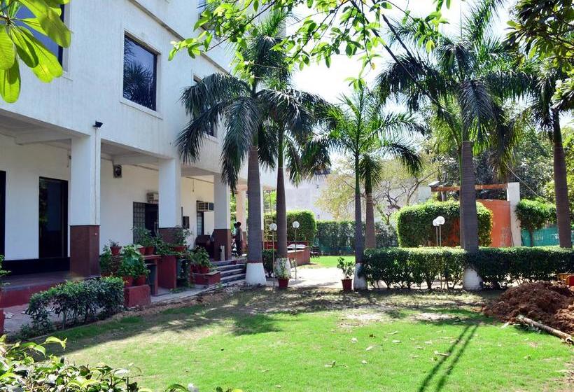 Hotel Ddr Residency 14