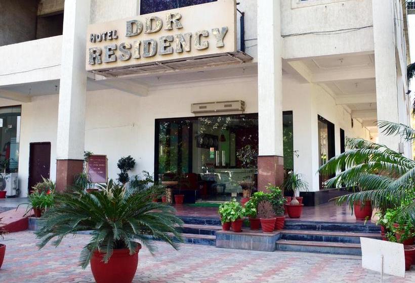 Hotel Ddr Residency 7