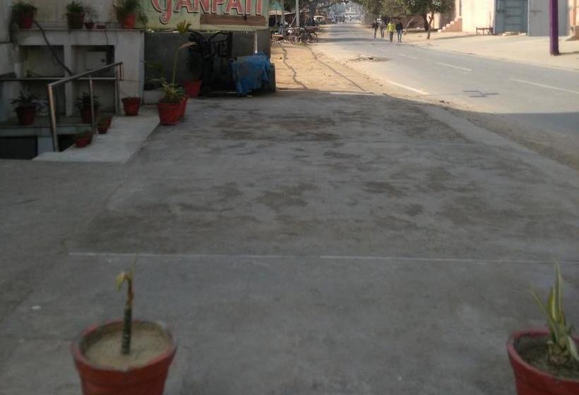 Hotel Ganpati Guest House