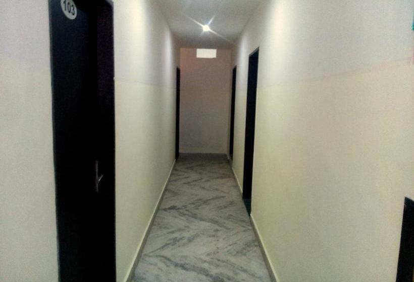 Hotel Ganpati Guest House 11