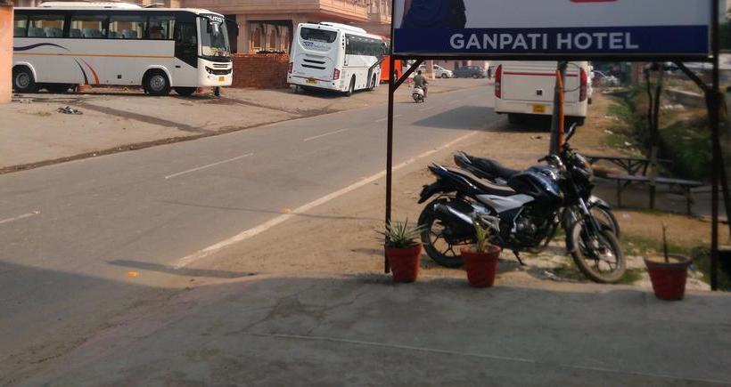 Hotel Ganpati Guest House 6