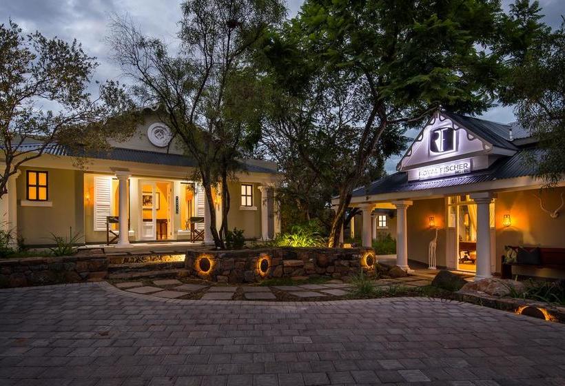 Hotel The Royal Fischer 17