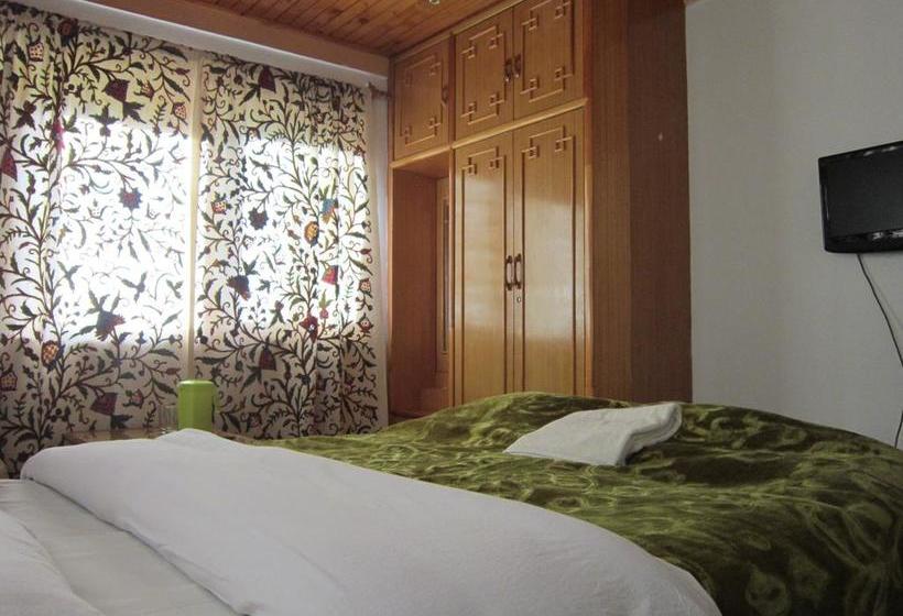 Resort Tulip Cottage Pahalgam 1