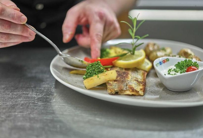 Hotel Gasthof Escherich 12