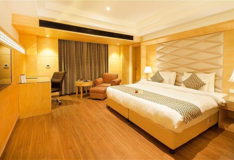 Hotel The Palm Court Punjab