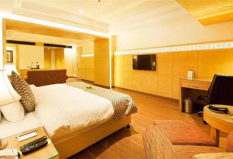 Hotel The Palm Court 8