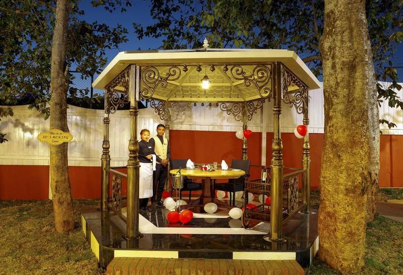 Vinca West Downs Heritage Resort 15