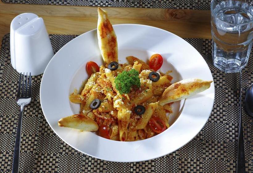 Vinca West Downs Heritage Resort 7