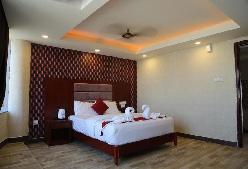 Hotel Hyders Park The Business 12