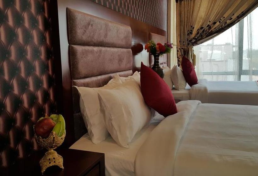 Hotel Hyders Park The Business 14