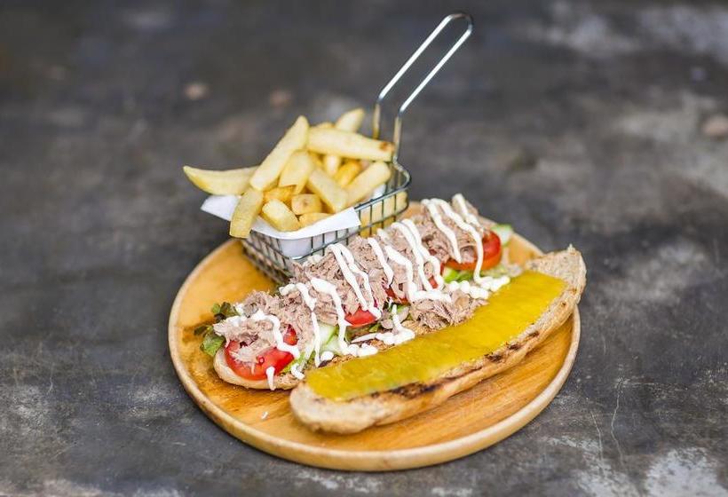 New Heaven Dive Resort 11