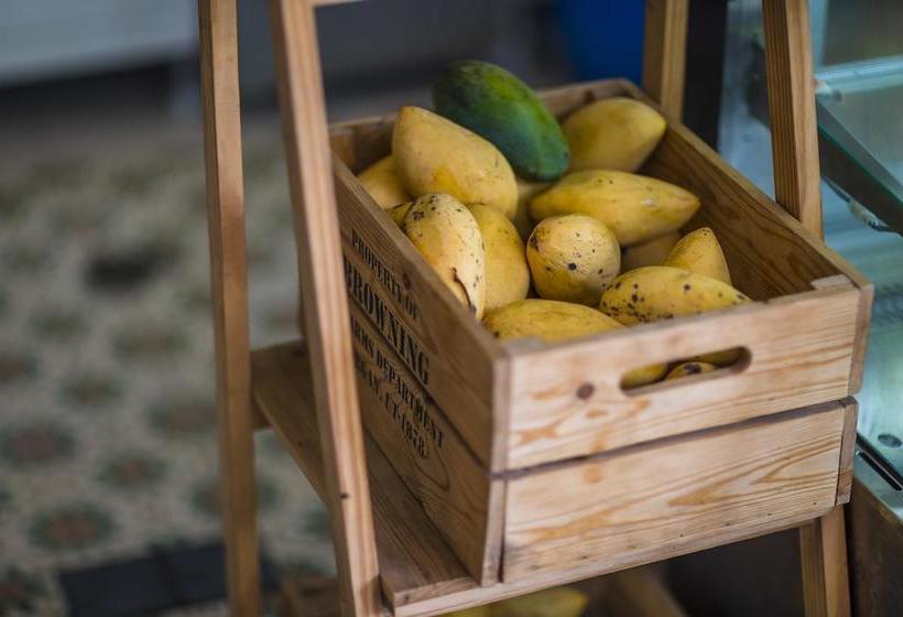 New Heaven Dive Resort 9