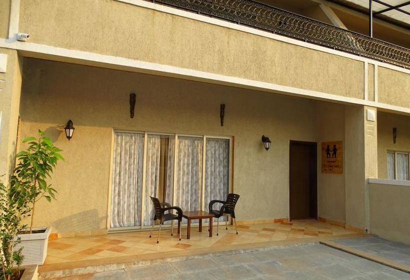 Resort Misty Meadows 1