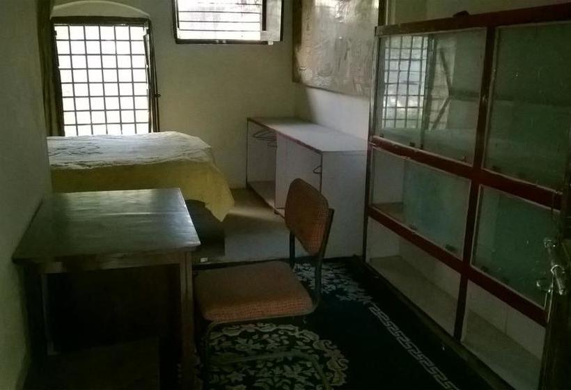 Bed and Breakfast Gharonda 13