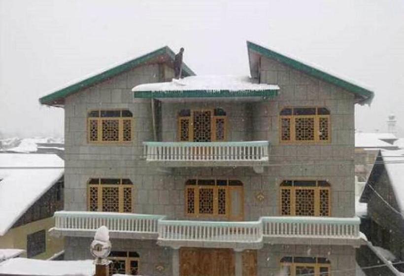 Bed and Breakfast Adeems