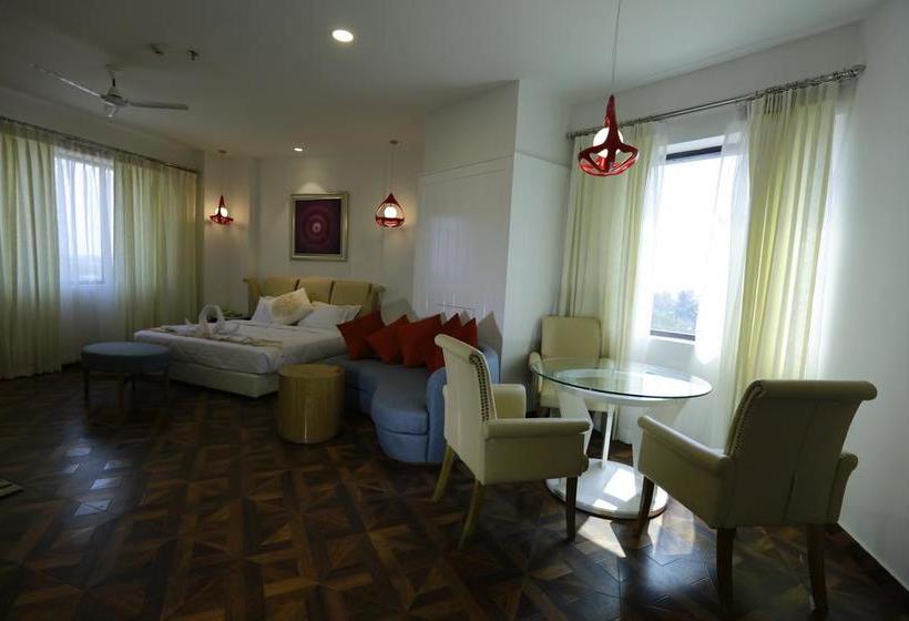 Hotel Pal Heights Mantra 1