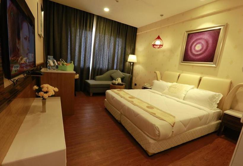 Hotel Pal Heights Mantra 12