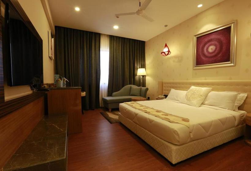 Hotel Pal Heights Mantra 16