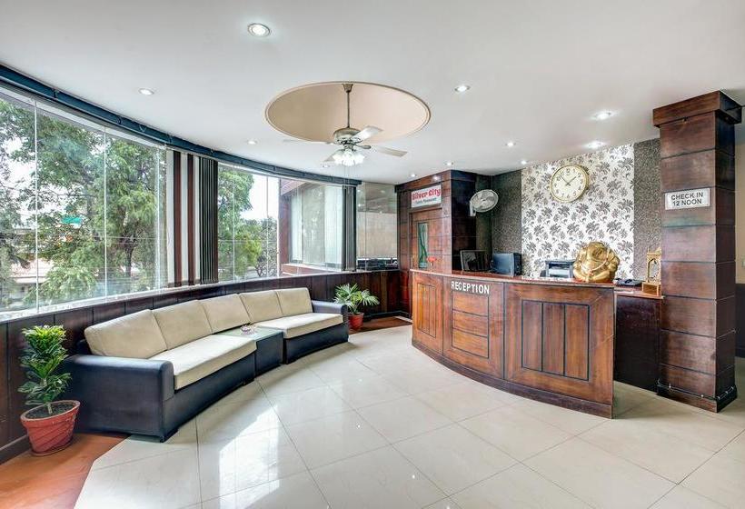 Hotel Treebo City Star 1