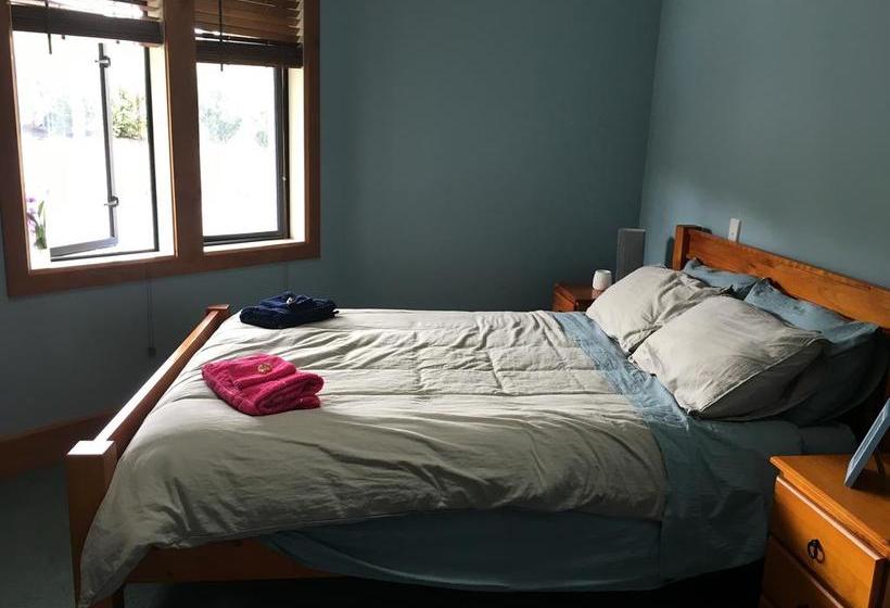 Bed and Breakfast Lucky Duck Country Lodge 12