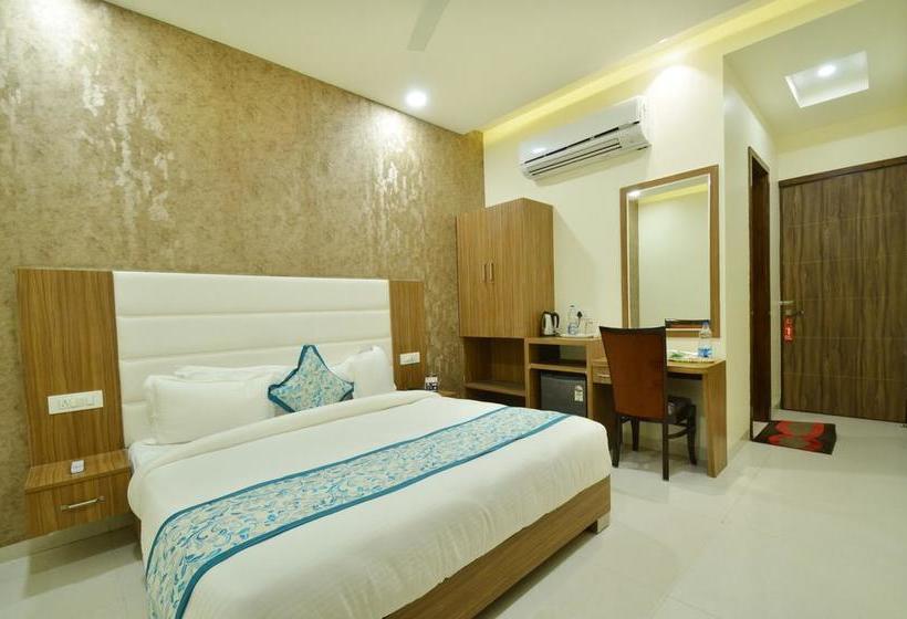Hotel Oyo Premium 107 Amritsar Railway Station 16