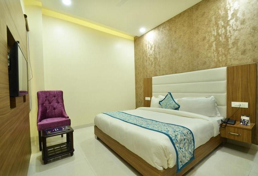 Hotel Oyo Premium 107 Amritsar Railway Station 17