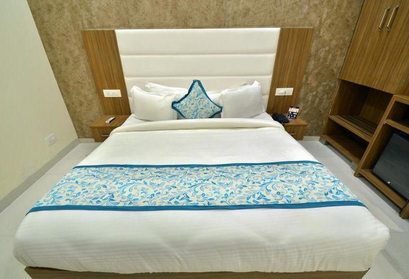 Hotel Oyo Premium 107 Amritsar Railway Station 18