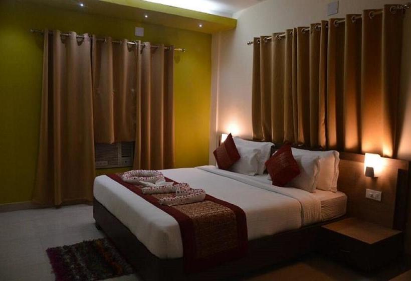 Hotel The Club Krishna Sea Sight 4