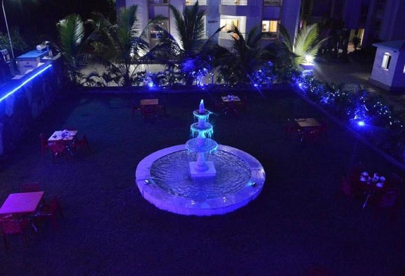 Hotel The Club Krishna Sea Sight 8