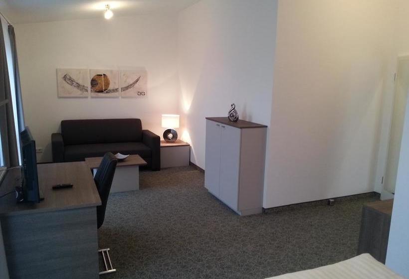 Hotel Alt Riemsloh 8