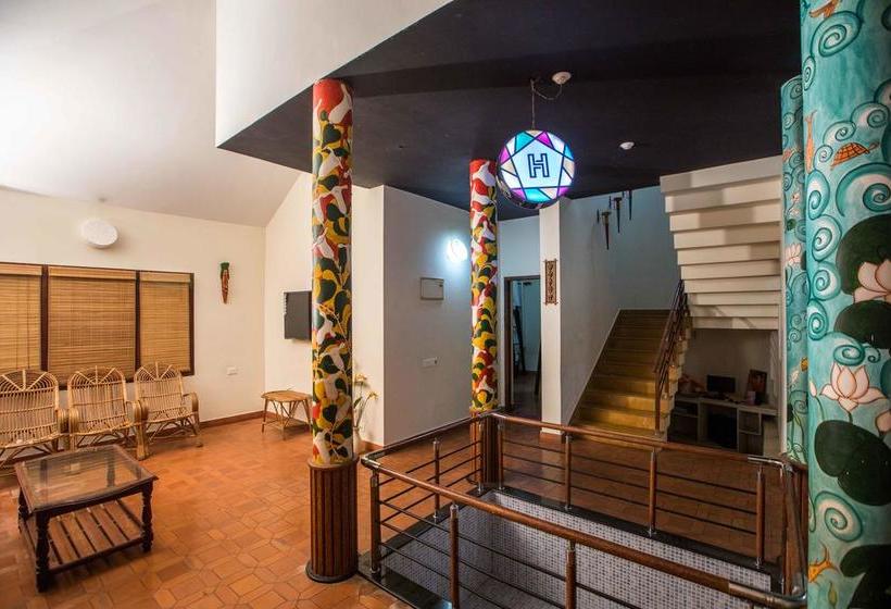 Hostel Hibernest Kalpetta 4