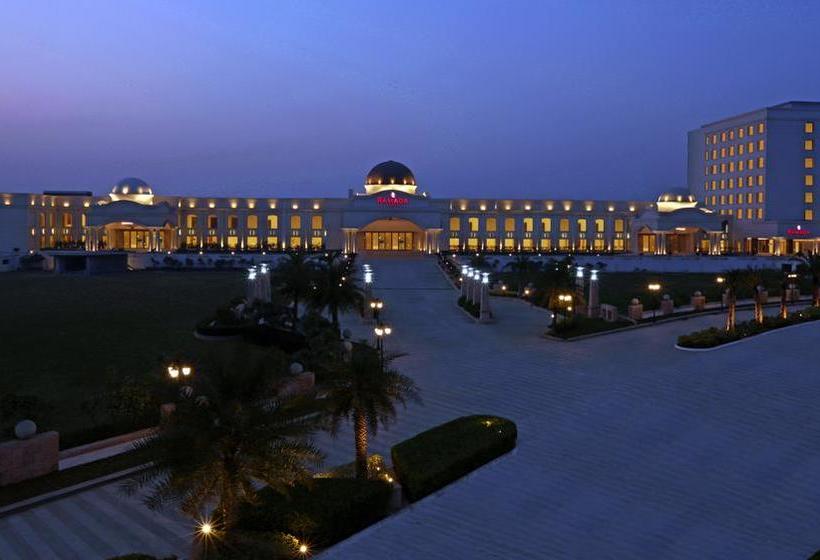 Hotel Ramada Lucknow