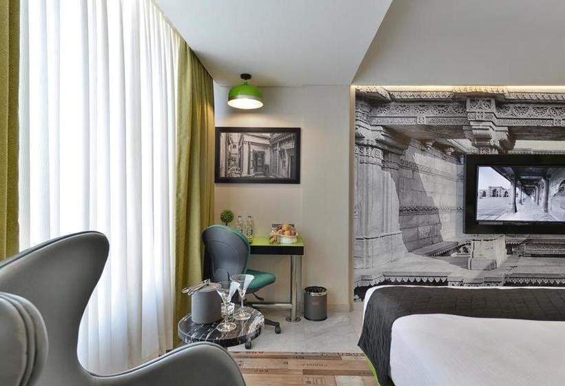 Hotel Regenta Central Antarim 17