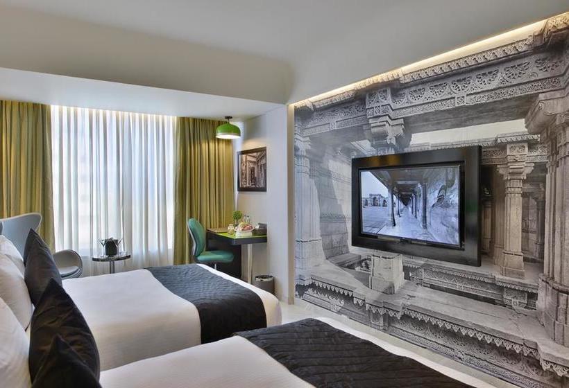 Hotel Regenta Central Antarim 19