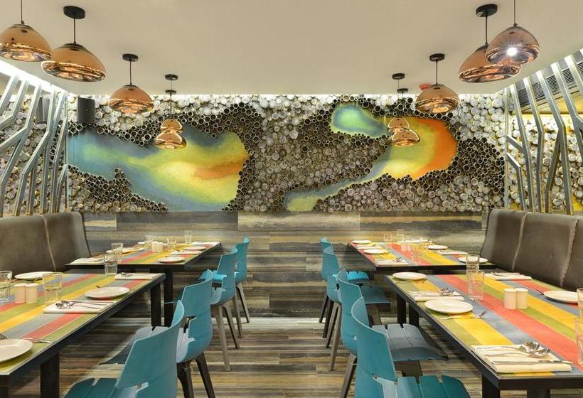 Hotel Regenta Central Antarim 4