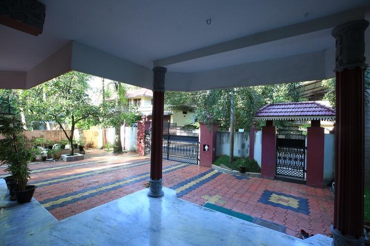 Bed and Breakfast Edappally Home Kerala