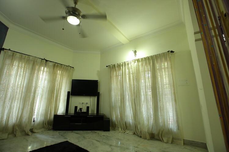 Bed and Breakfast Edappally Home 17