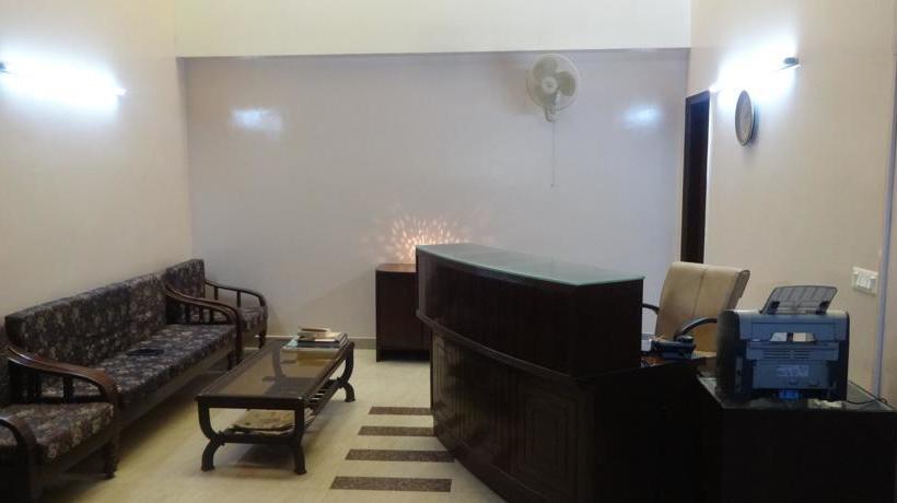 Hotel Ridhi And Sidhi 1