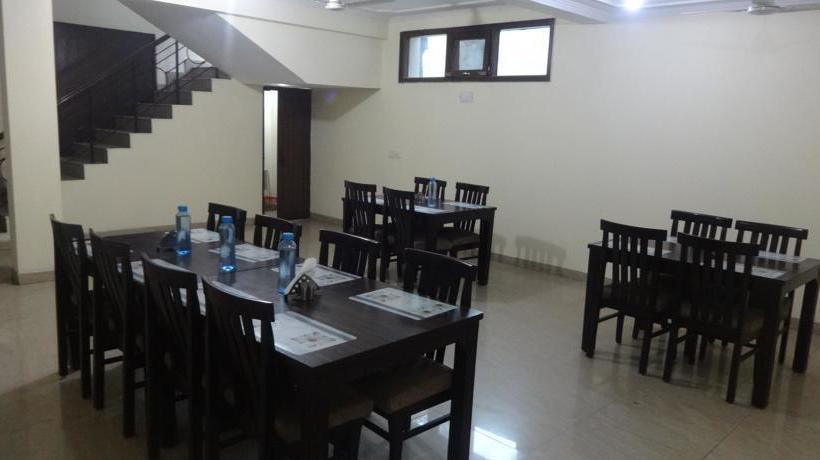 Hotel Ridhi And Sidhi 9