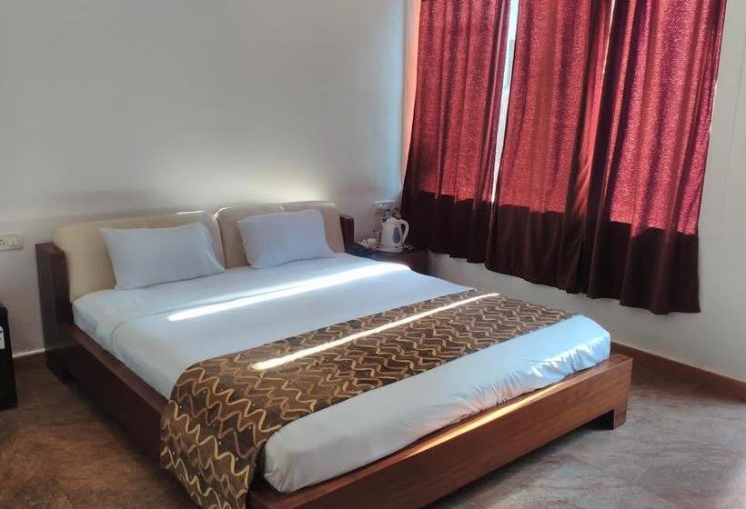 Maison Ocean Beach Resort Goa 1