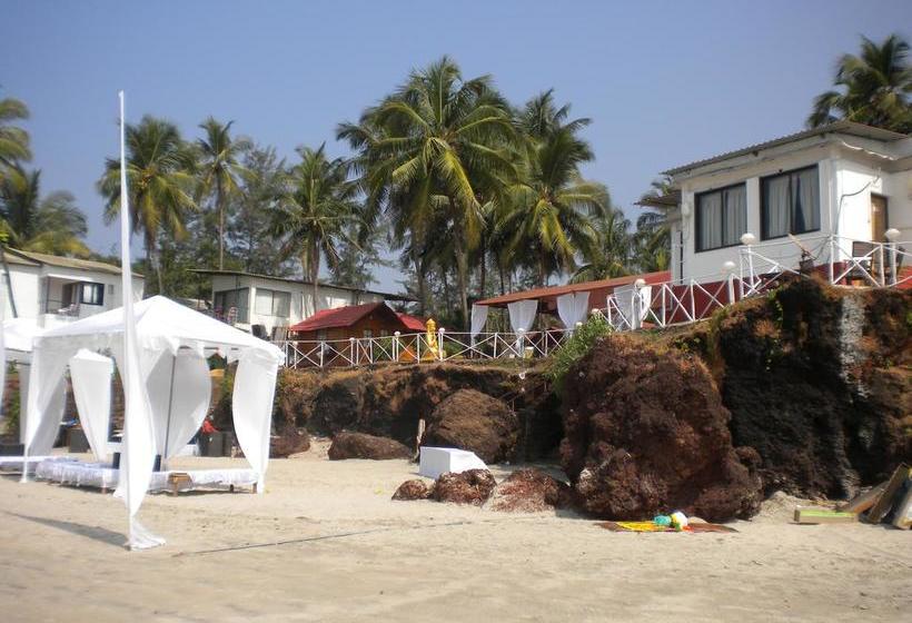 Maison Ocean Beach Resort Goa 17