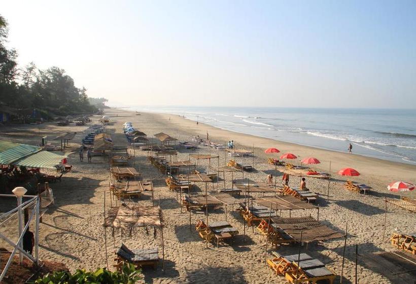 Maison Ocean Beach Resort Goa 9